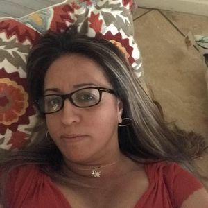 Meet your Posher, Violet